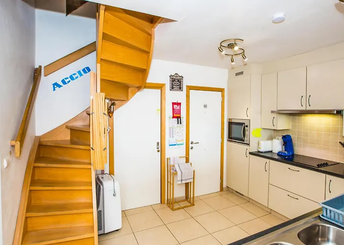 Nova - 0402 + Box 24 Apartment *